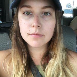 Meet your Posher, Yaqarah